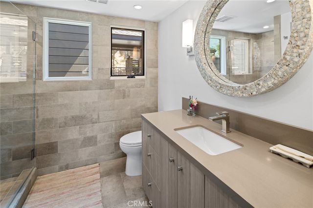 496 North State Highway 173, Lake Arrowhead, CA 92352