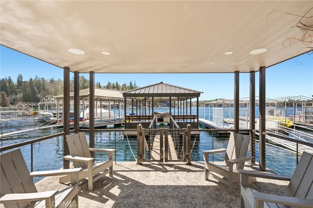 496 North State Highway 173, Lake Arrowhead, CA 92352