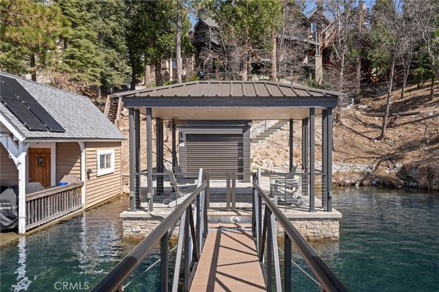 496 North State Highway 173, Lake Arrowhead, CA 92352