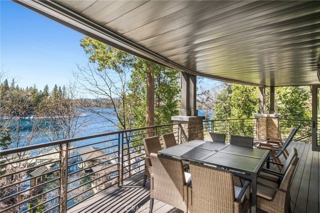 496 North State Highway 173, Lake Arrowhead, CA 92352