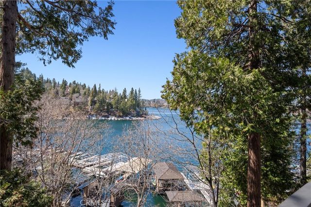 496 North State Highway 173, Lake Arrowhead, CA 92352