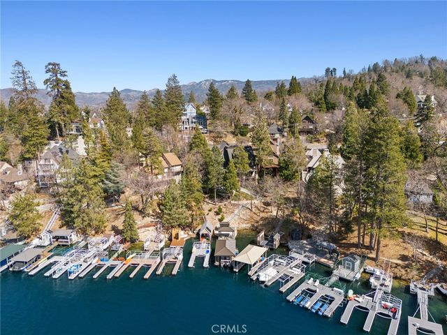 496 North State Highway 173, Lake Arrowhead, CA 92352