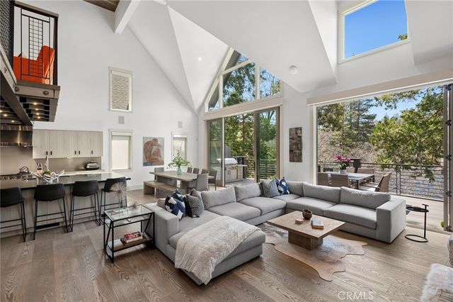 496 North State Highway 173, Lake Arrowhead, CA 92352