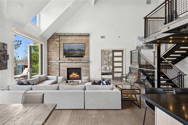 496 North State Highway 173, Lake Arrowhead, CA 92352