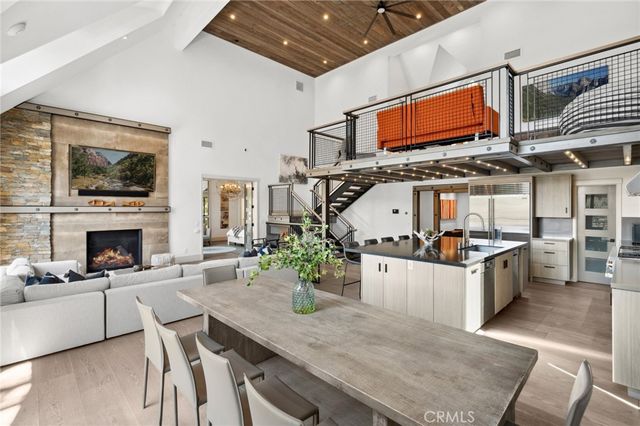 496 North State Highway 173, Lake Arrowhead, CA 92352