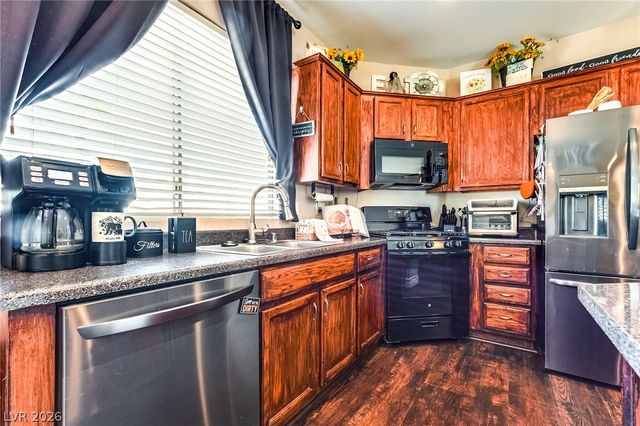 6329 Orions Tool Street, North Las Vegas, NV 89031