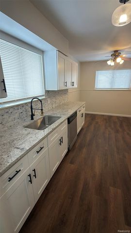 21053 Saint Francis Street, Farmington Hills, MI 48336