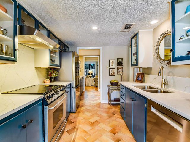 3500 Enfield RD E, Austin, TX 78703