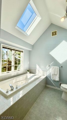 26 Poling Farm Ct, Montgomery Twp., NJ 08502