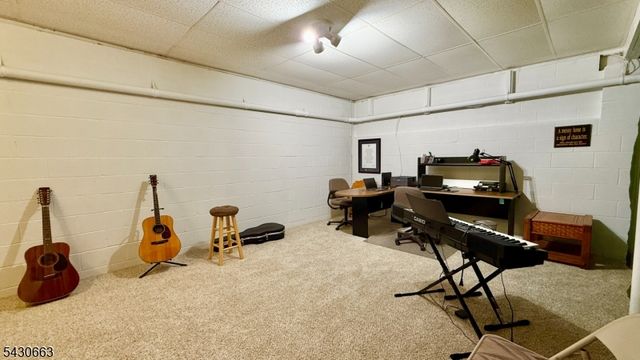 26 Poling Farm Ct, Montgomery Twp., NJ 08502