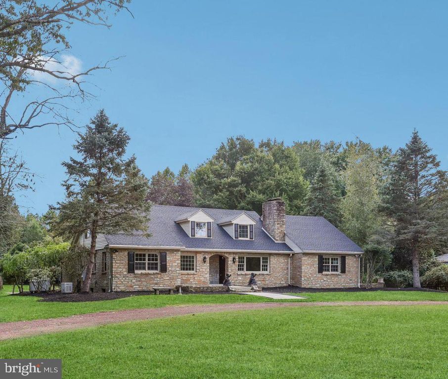 611 RIVER, Yardley, PA 19067