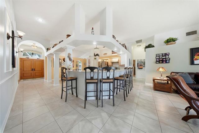 10005 KATIE COURT, Tampa, FL 33647