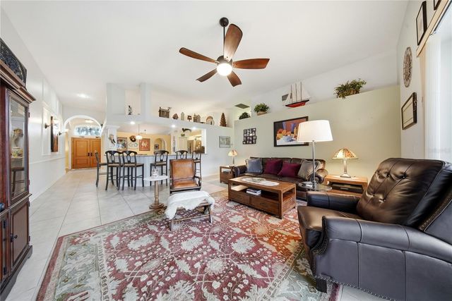 10005 KATIE COURT, Tampa, FL 33647