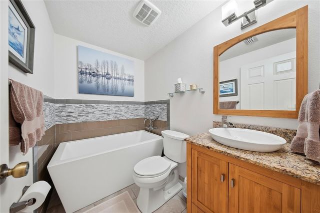 10005 KATIE COURT, Tampa, FL 33647