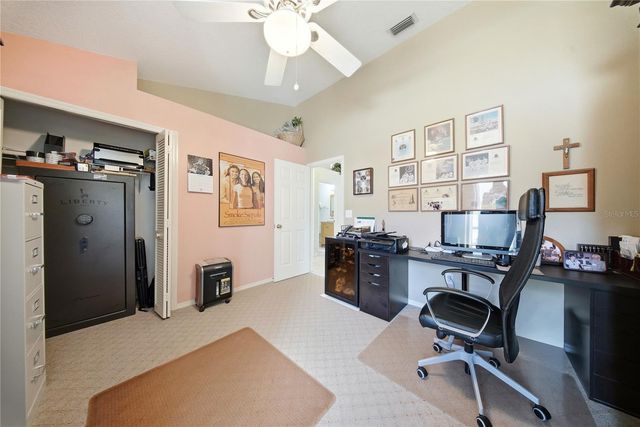 10005 KATIE COURT, Tampa, FL 33647