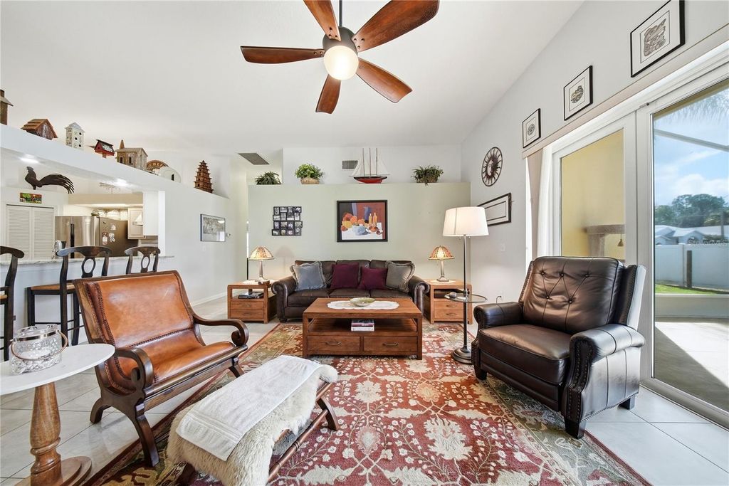 Image 25 of property listing at 10005 KATIE COURT, Tampa, FL 33647