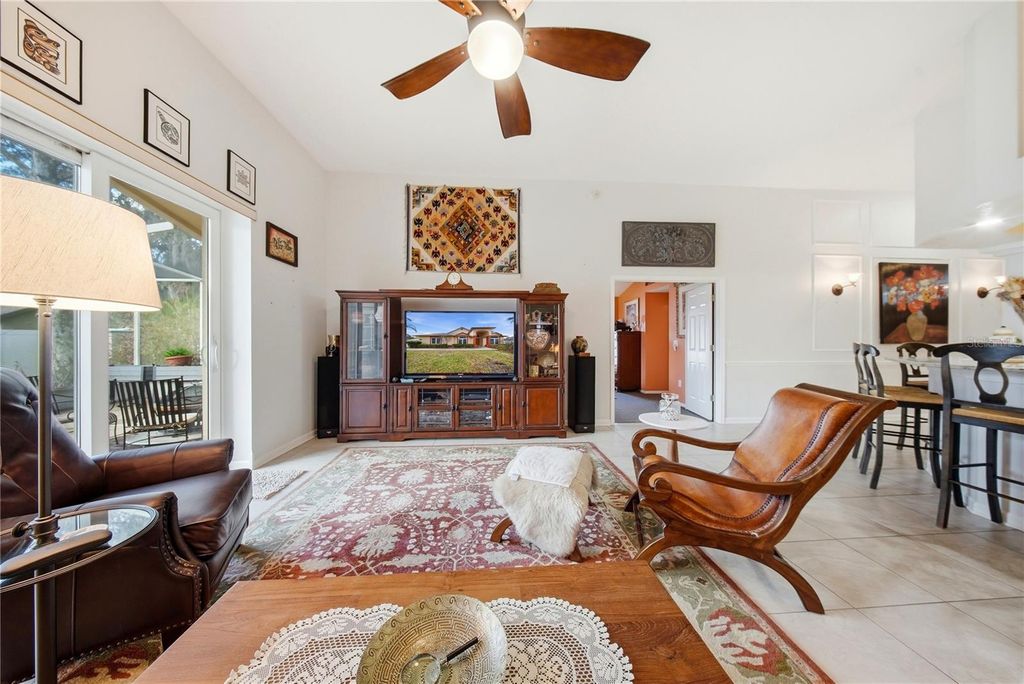 Image 27 of property listing at 10005 KATIE COURT, Tampa, FL 33647