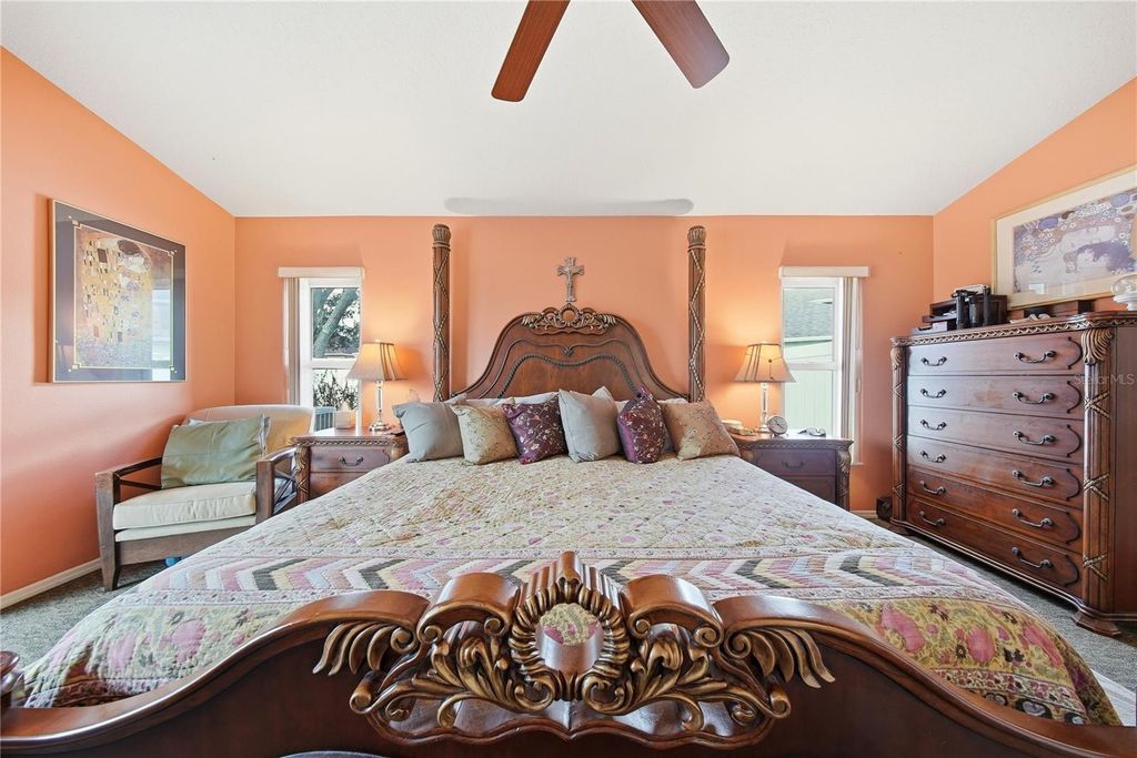 Image 30 of property listing at 10005 KATIE COURT, Tampa, FL 33647