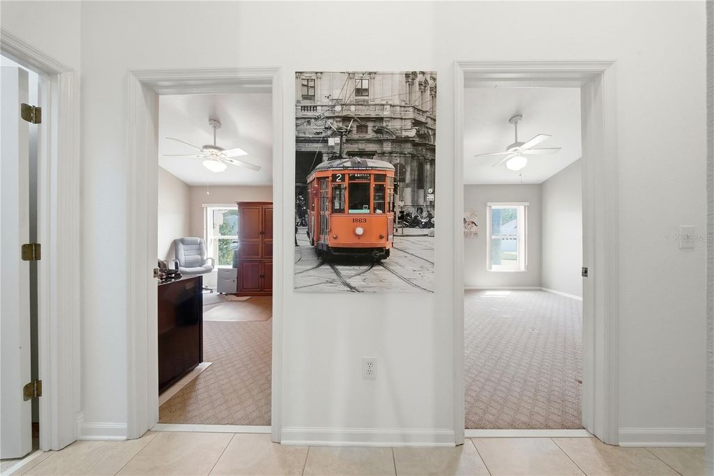 Image 39 of property listing at 10005 KATIE COURT, Tampa, FL 33647