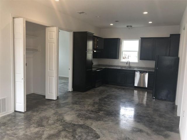 803 Hallie CV A, Lockhart, TX 78644