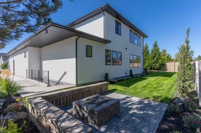 3168 W CHALK CREEK WAY, South Jordan, UT 84095