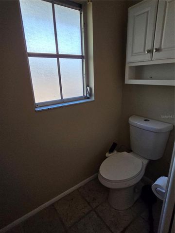 1876 MID OCEAN CIRCLE, Sarasota, FL 34239
