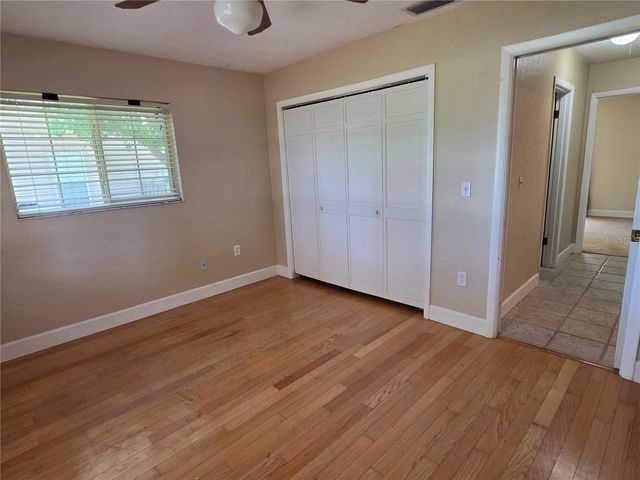 1876 MID OCEAN CIRCLE, Sarasota, FL 34239