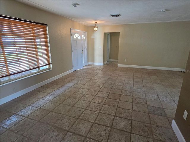 1876 MID OCEAN CIRCLE, Sarasota, FL 34239