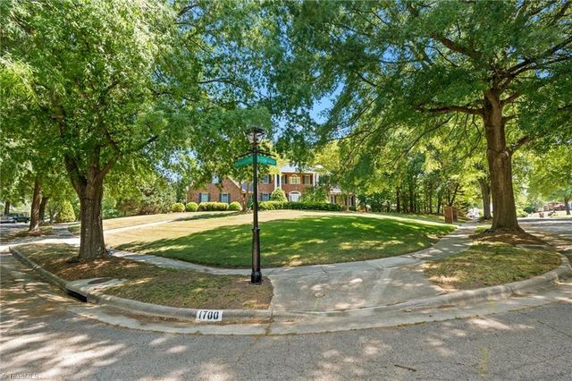 1700 Farnsworth Court, High Point, NC 27262