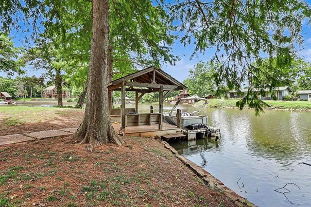 9605 Silver Lake Drive, Oklahoma City, OK 73162
