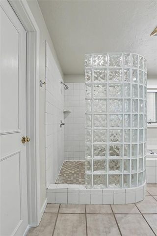 9605 Silver Lake Drive, Oklahoma City, OK 73162