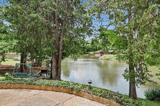 9605 Silver Lake Drive, Oklahoma City, OK 73162