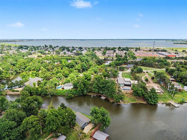 9605 Silver Lake Drive, Oklahoma City, OK 73162
