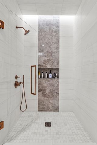 45 Temple St 102, Boston, MA 02114