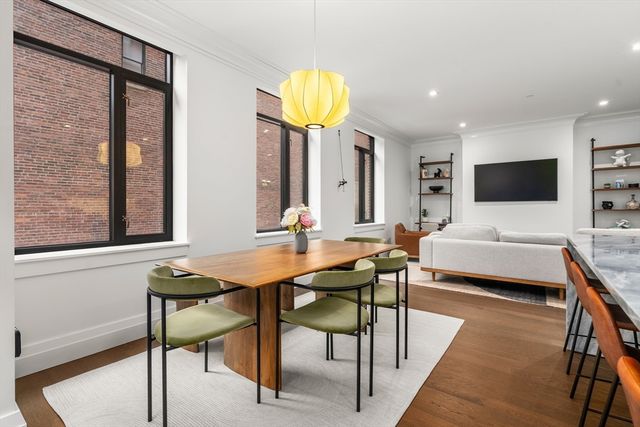 45 Temple St 102, Boston, MA 02114