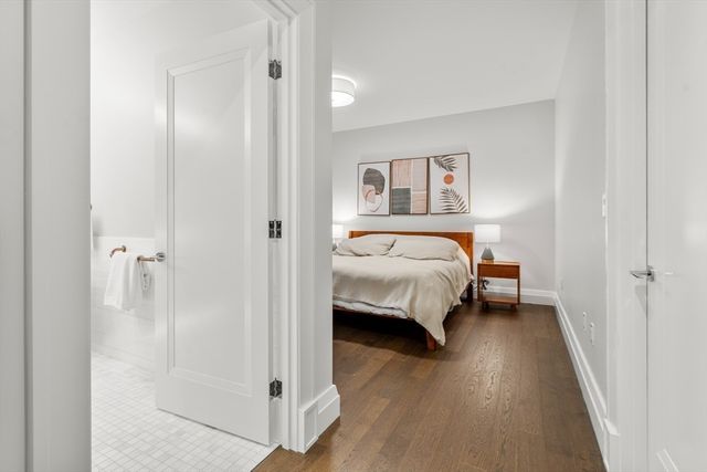 45 Temple St 102, Boston, MA 02114