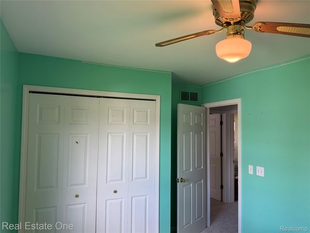 29178 Roycroft Street, Livonia, MI 48154
