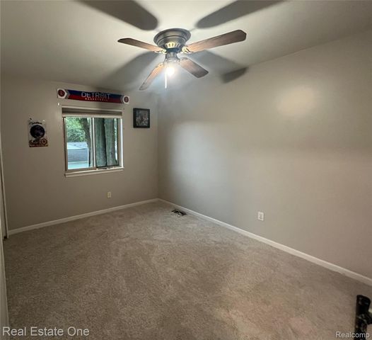 29178 Roycroft Street, Livonia, MI 48154