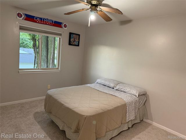 29178 Roycroft Street, Livonia, MI 48154