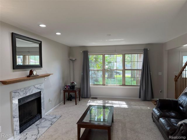 29178 Roycroft Street, Livonia, MI 48154