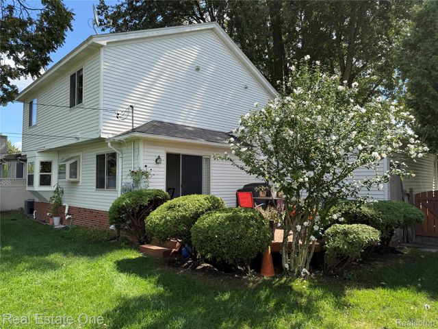 29178 Roycroft Street, Livonia, MI 48154