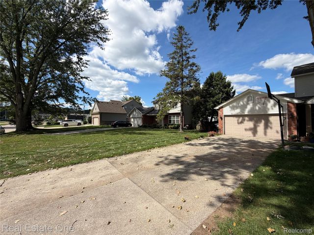 29178 Roycroft Street, Livonia, MI 48154