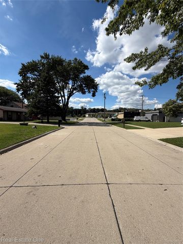 29178 Roycroft Street, Livonia, MI 48154