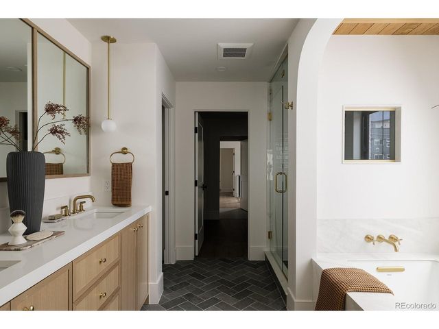 3685 Osage St, Denver, CO 80211