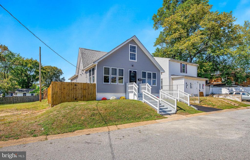 203 EAST AVE, New Castle, DE 19720