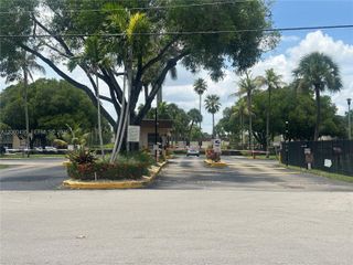 3121 NW 47th Terrace 212, Lauderdale Lakes, FL 33319