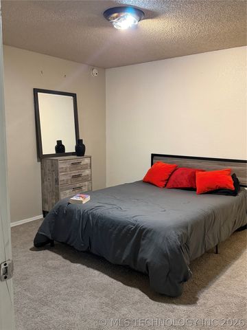 2224 E 66th Place 1208, Tulsa, OK 74136