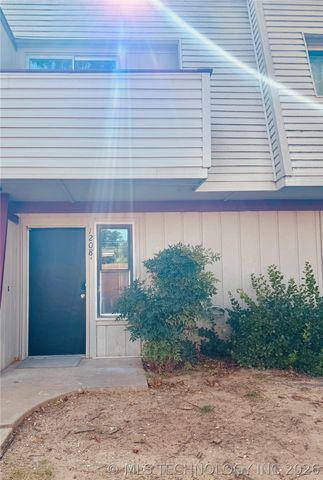 2224 E 66th Place 1208, Tulsa, OK 74136