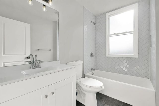 1030 Haslage AVENUE, Spring Hill, PA 15212
