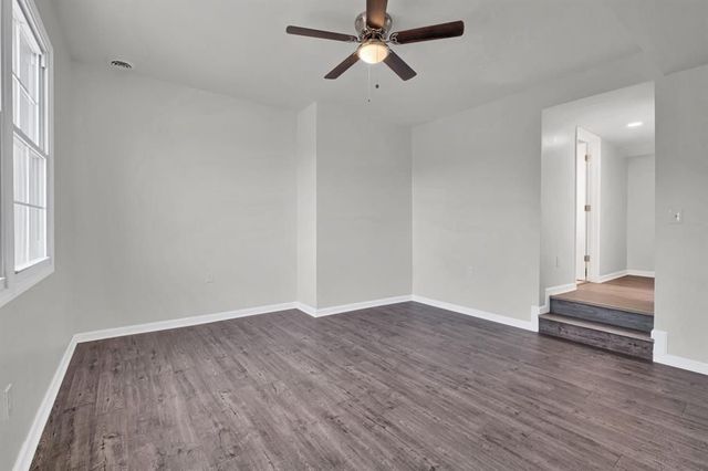 1030 Haslage AVENUE, Spring Hill, PA 15212